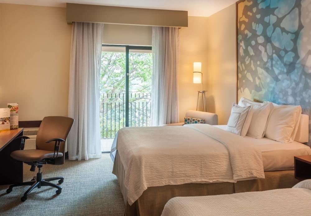 Courtyard By Marriott San Salvador Hotel Buitenkant foto