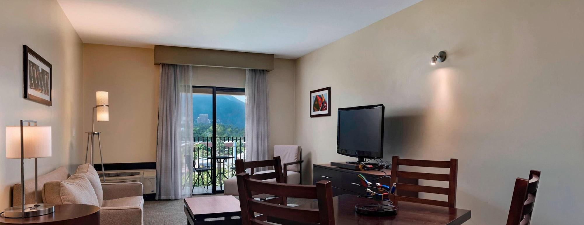 Courtyard By Marriott San Salvador Hotel Buitenkant foto