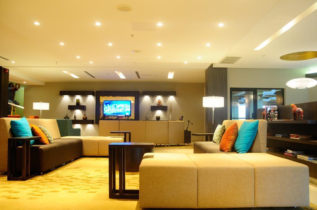 Courtyard By Marriott San Salvador Hotel Buitenkant foto