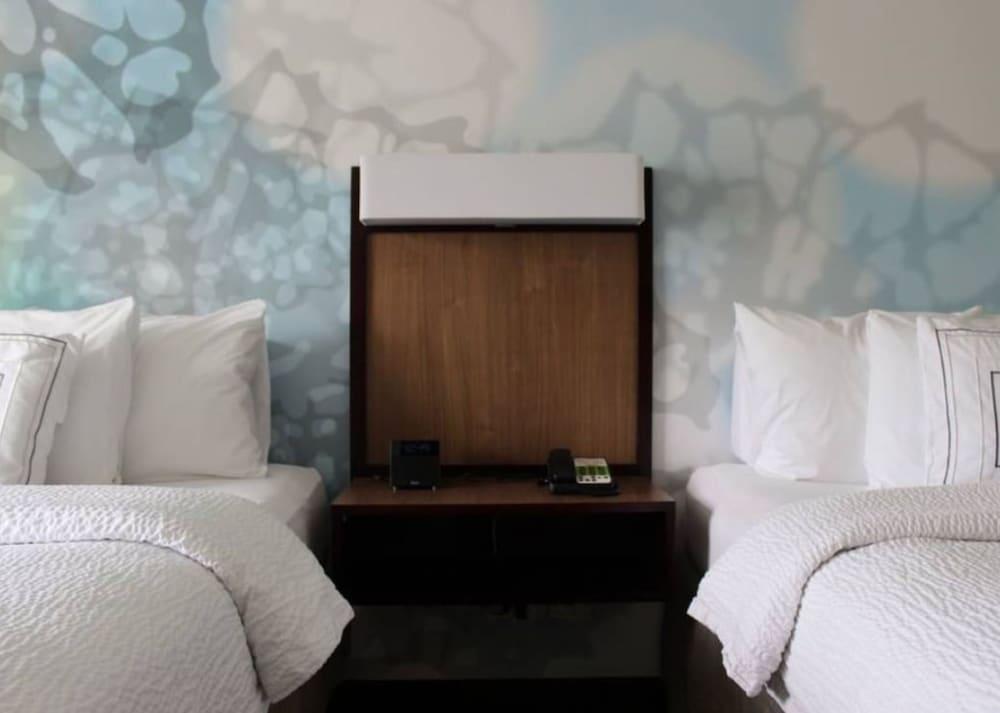 Courtyard By Marriott San Salvador Hotel Buitenkant foto