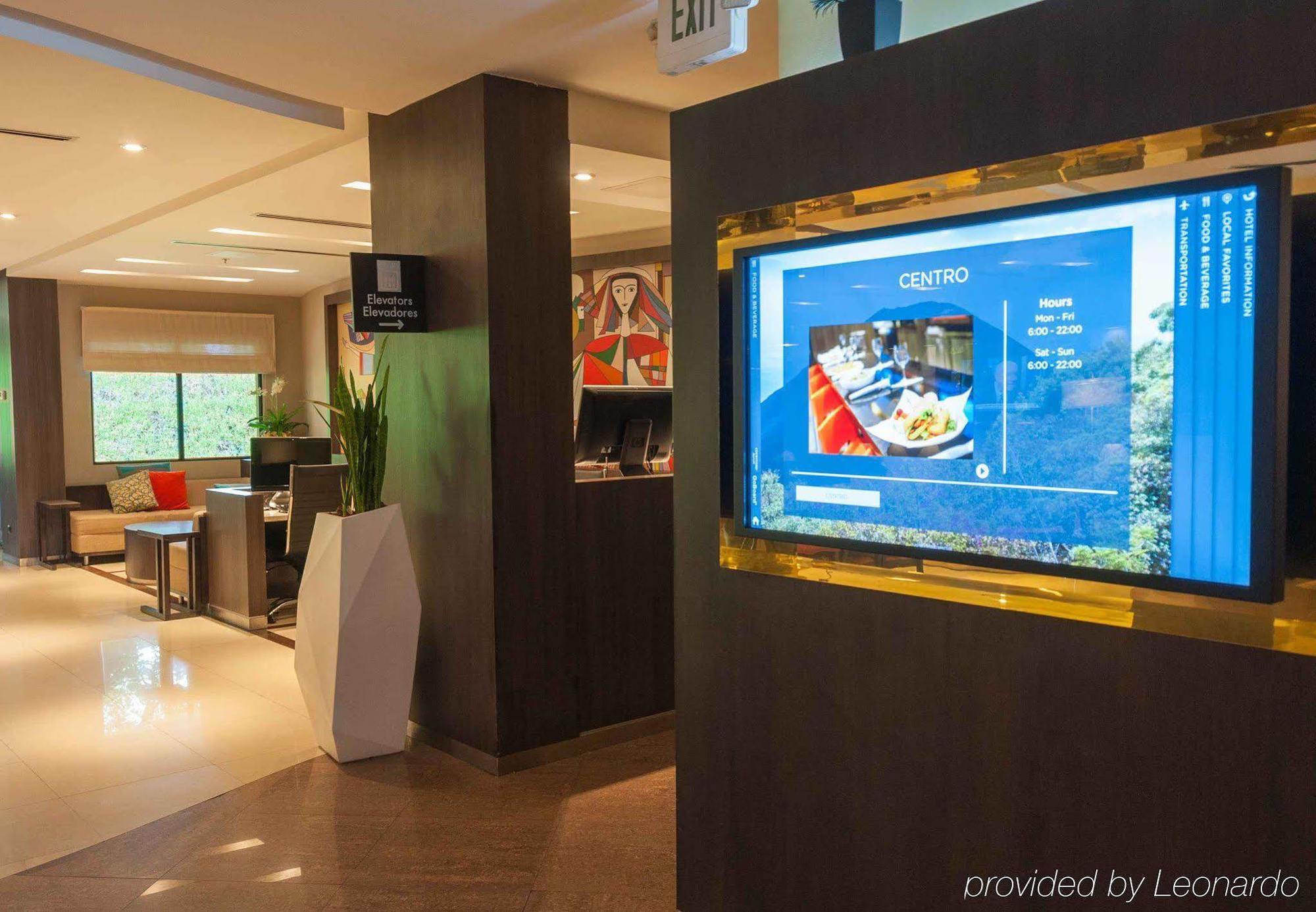 Courtyard By Marriott San Salvador Hotel Buitenkant foto